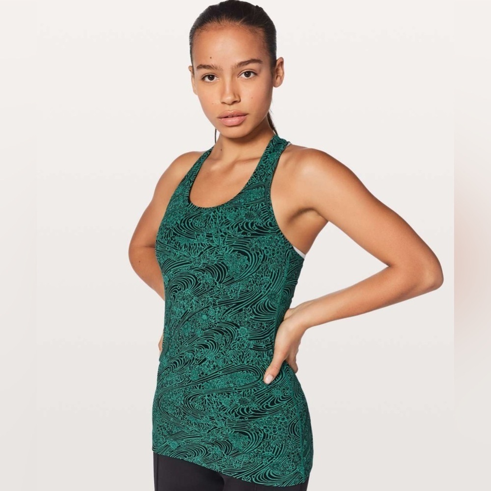 Lululemon Athletica Green Fitted Tank Top